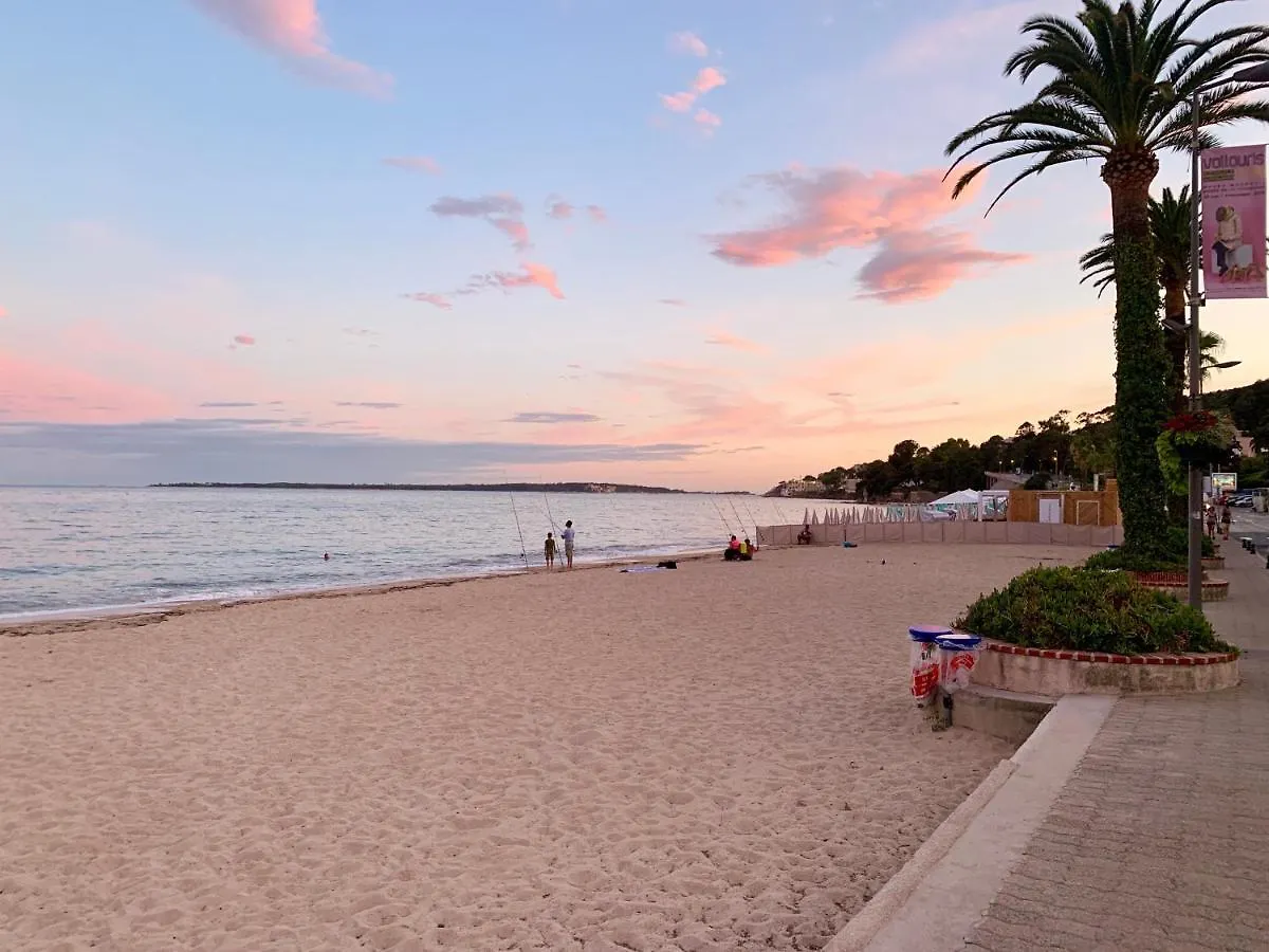 Cocoon Vue Mer ☆ En Face Du Port De Golfe-Juan ☆ 0*,